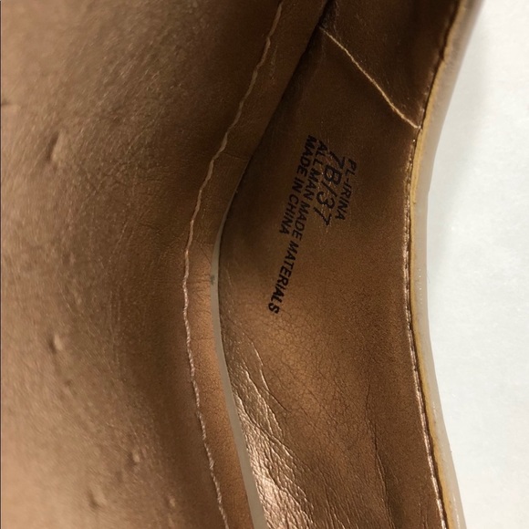 BCBGeneration Blue & Nude Peep Toe Wedge Heel Sz 7 - Picture 8 of 8